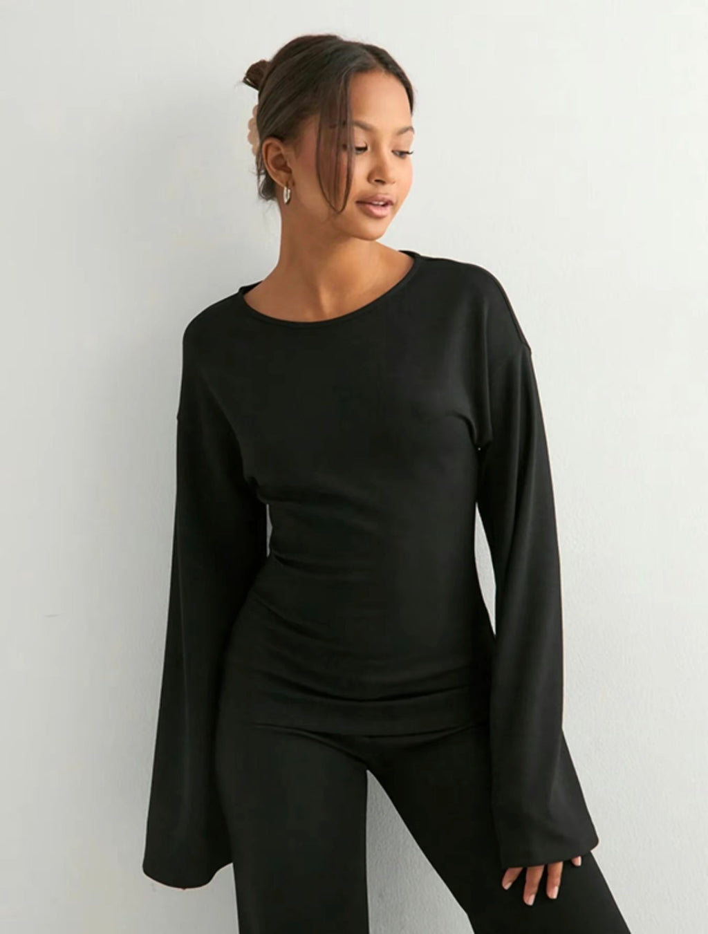 Elegant Black 2-Piece Lounge Set – Long Sleeve Top & Wide Leg Pants